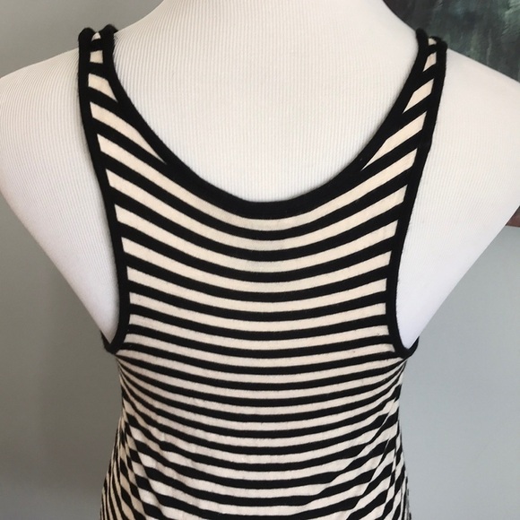 Striped Knit Tank Top - Picture 5 of 7